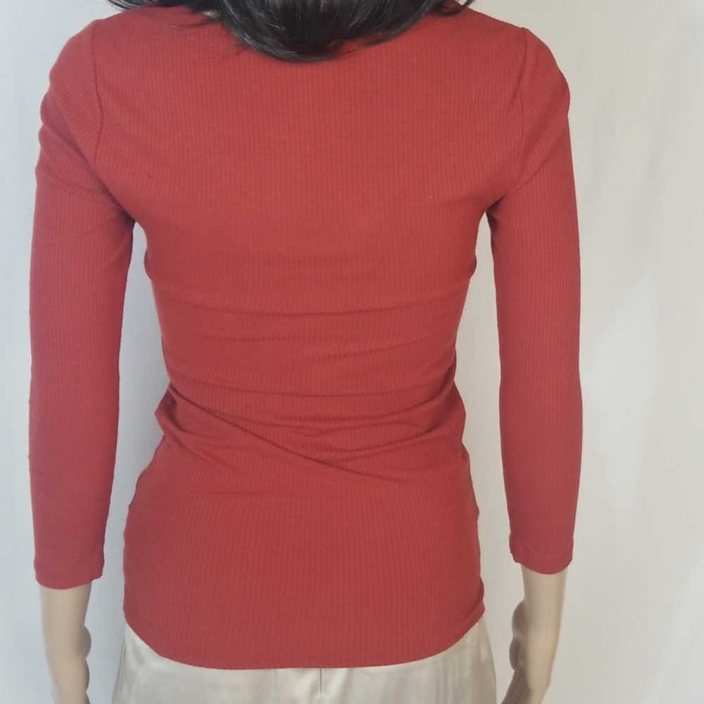 4 Express ribbed shirts - Picture 3 of 8